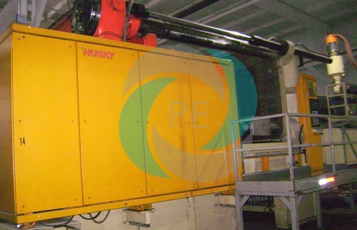 1999 1650 Ton Husky 466 oz. Injection Molding Machine