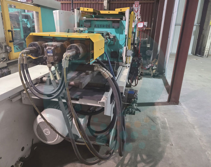 2004 110 Ton Arburg, 7.4 oz. Injection Molding Machine - Image 9